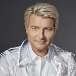 artist image Басков Николай, Михайлов Стас, Зара, Цой Анита, Королева Наташа, Клявер Денис, Валерия, Буйнов Александр, Иванов Александр, Орбакайте Кристина СТРАНА ЗА НАМИ И МЫ ПОБЕДИМ Страна за нами, и мы победим! - Single