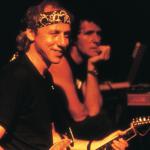 artist image Dire Straits The Bug On Every Street (Remastered)