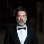 artist image Rufus Wainwright Hallelujah Vibrate: The Best Of (Deluxe Edition)