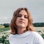 artist image Emma Peters Feu Dimanche